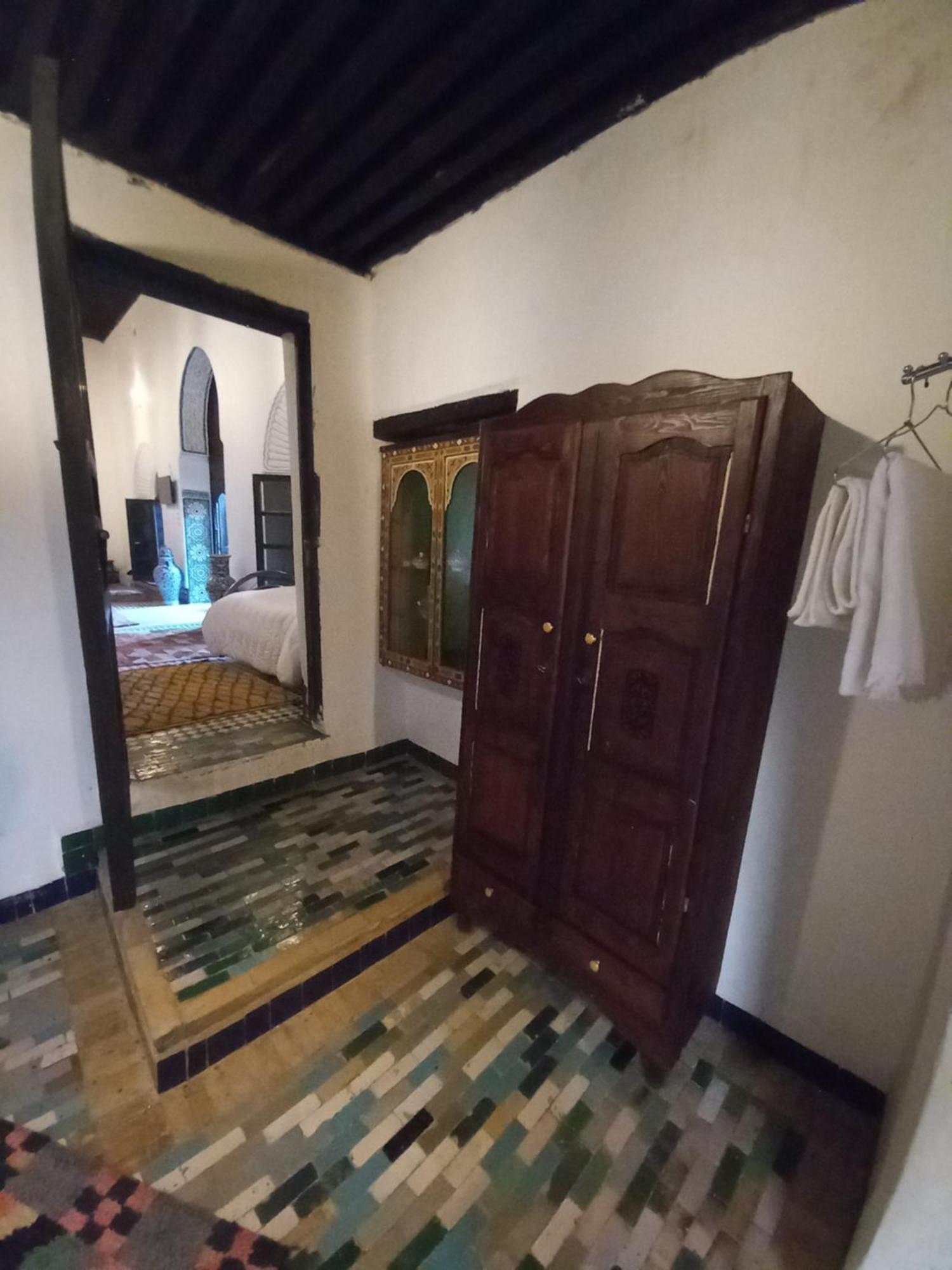 ホテル Palais Alfirdaous Medina フェズ 部屋 写真