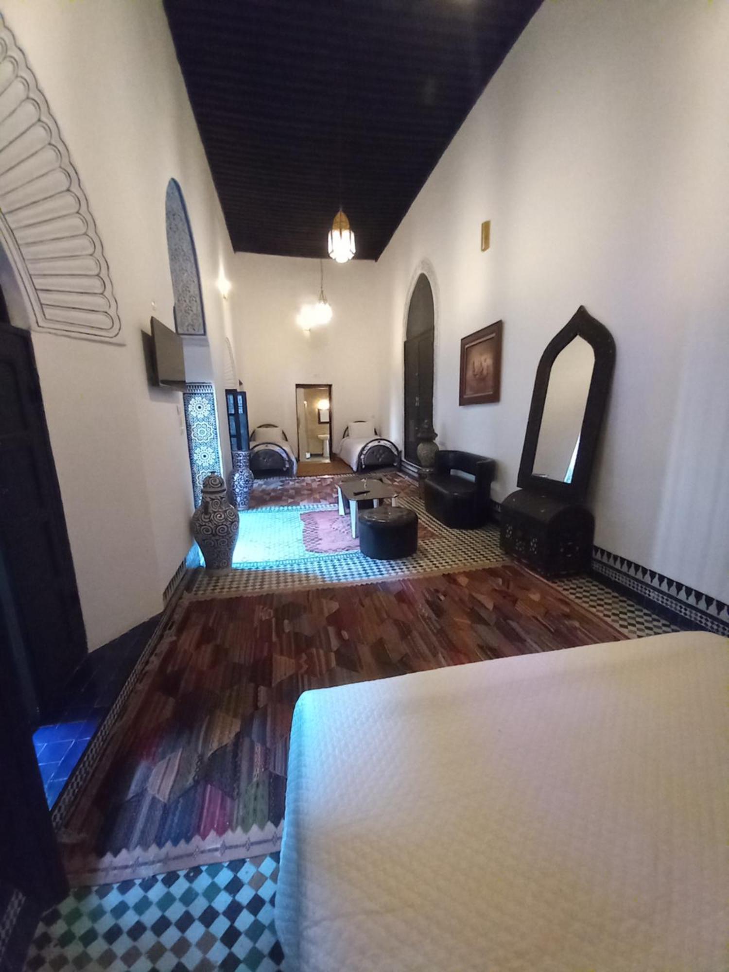 ホテル Palais Alfirdaous Medina フェズ 部屋 写真